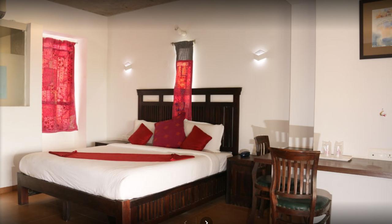 كولهابور Hotel Zorba Inn المظهر الخارجي الصورة